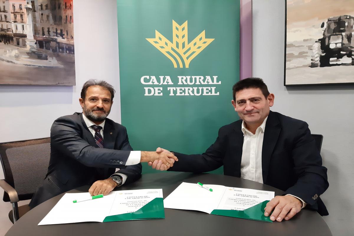 Caja Rural de Teruel renueva su convenio de colaboración con los Empresarios Turísticos de Albarracín