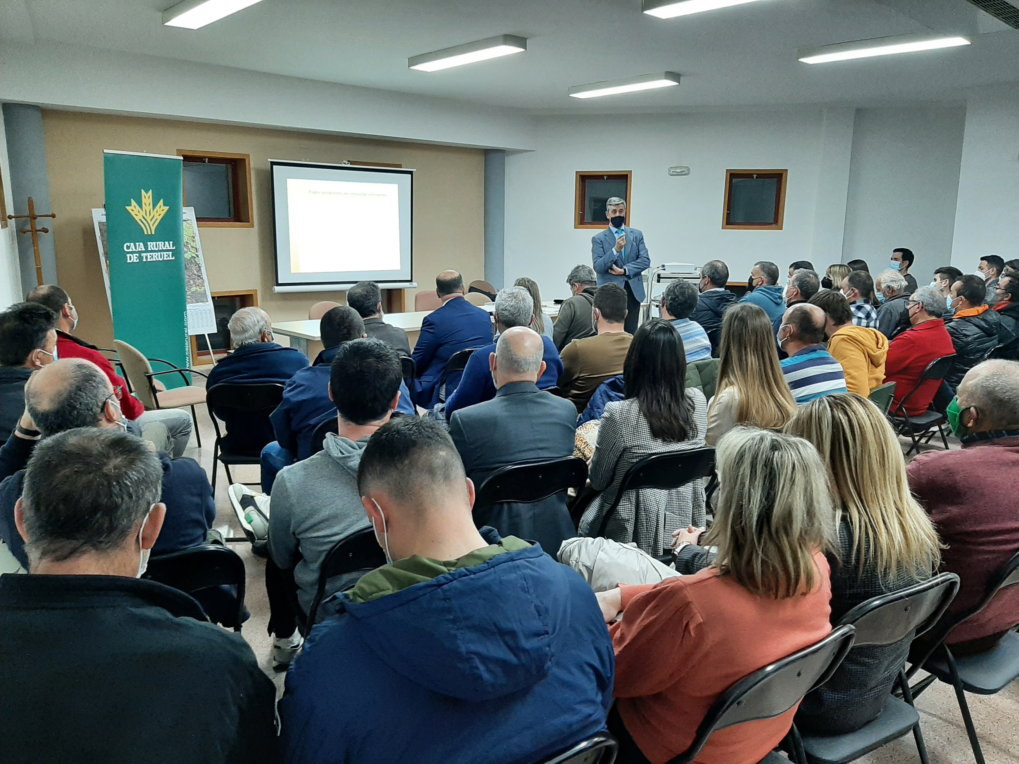Caja Rural de Teruel informará a los agricultores y ganaderos sobre la nueva PAC para el periodo 2023-2027