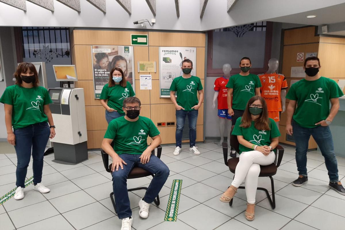 Caja Rural de Teruel muestra su faceta más sostenible uniéndose al Día Solidario del Grupo Caja Rural