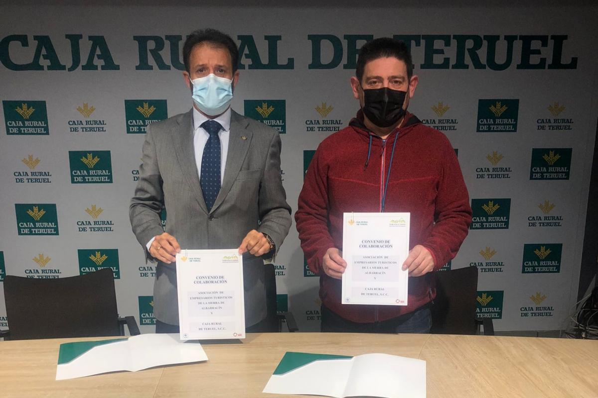 Caja Rural de Teruel renueva su convenio de colaboración con los Empresarios Turísticos de Albarracín