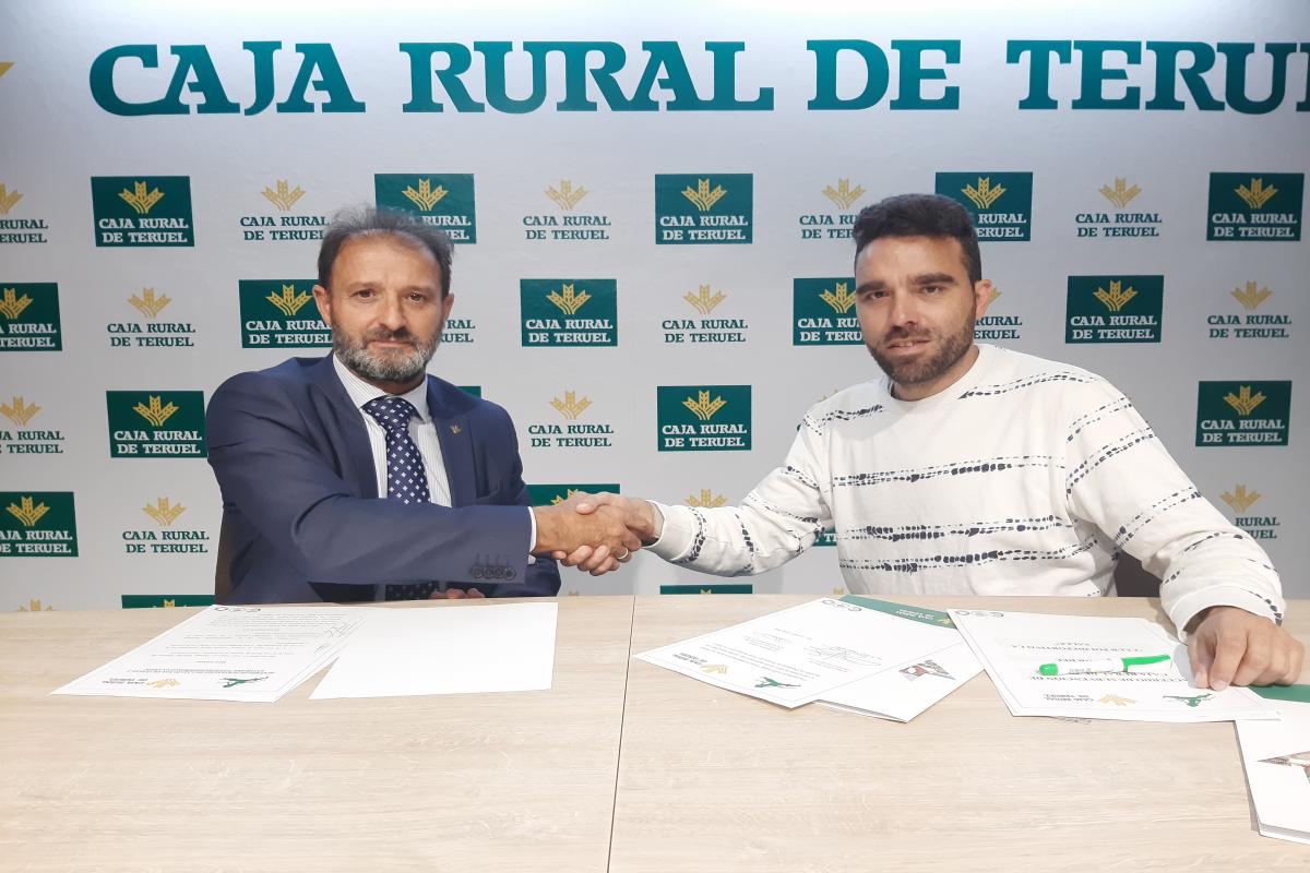 Caja Rural de Teruel renueva su patrocinio con el Club de Atletismo La Salle
