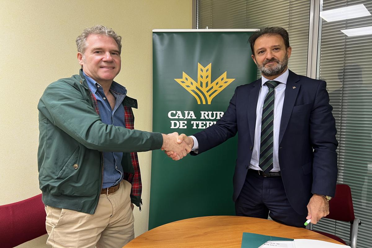 Caja Rural de Teruel y el Colegio Oficial de Podólogos de Aragón renuevan su convenio de colaboración 