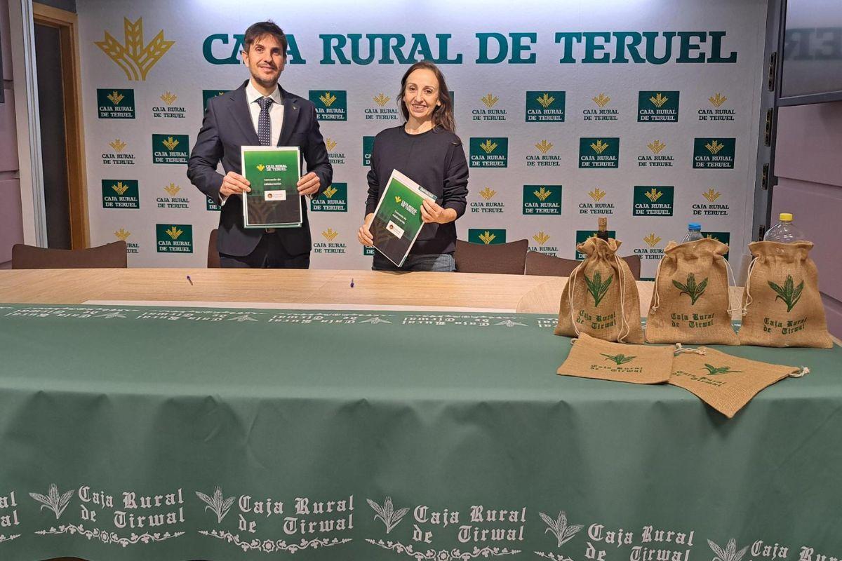 Caja Rural de Teruel se transforma en Caja Rural de Tirwal en colaboración con Las Bodas de Isabel de Segura