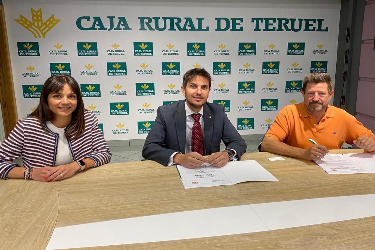 Caja Rural de Teruel firma un nuevo convenio con Interpeñas Teruel