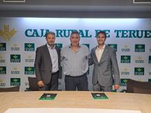 Caja Rural de Teruel firma un convenio de colaboración con el Club de Fútbol Calamocha 