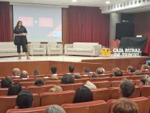 Caja Rural de Teruel y Fundación Térvalis reúnen a decenas de personas en una jornada para abordar la protección de menores frente a la violencia digital 